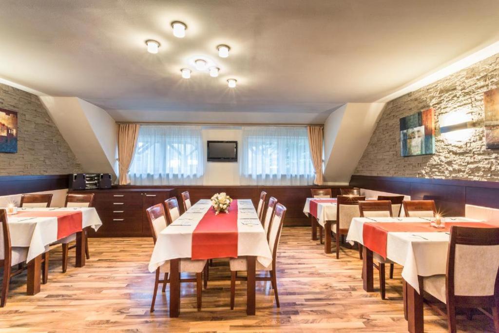 Hotel Sipox Štrba Extérieur photo